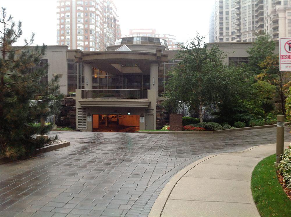 Oxford Furnished Apartments, Mississauga Exterior photo